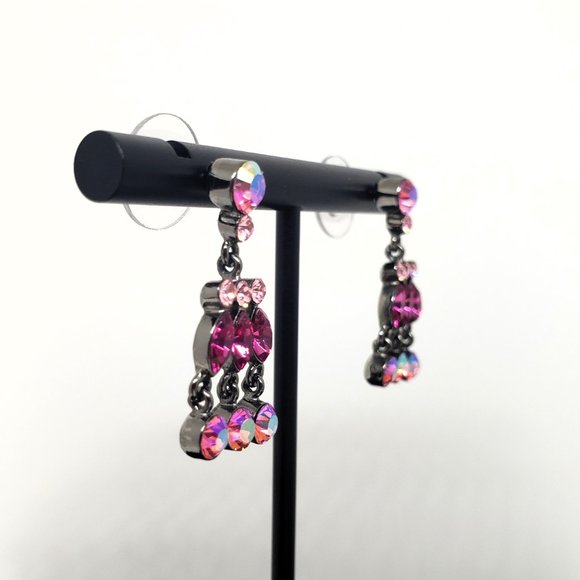 Vintage Givenchy 1" Pink Sparkling Dangle Drop Earrings in Gun Metal - Picture 5 of 7